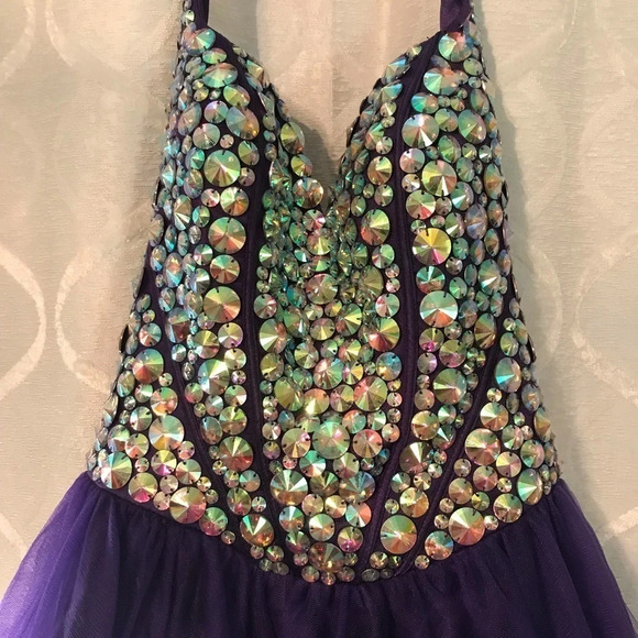 Cassandra stone Size 4 Purple Ball Gown High Low Prom Dress - Picture 5 of 8